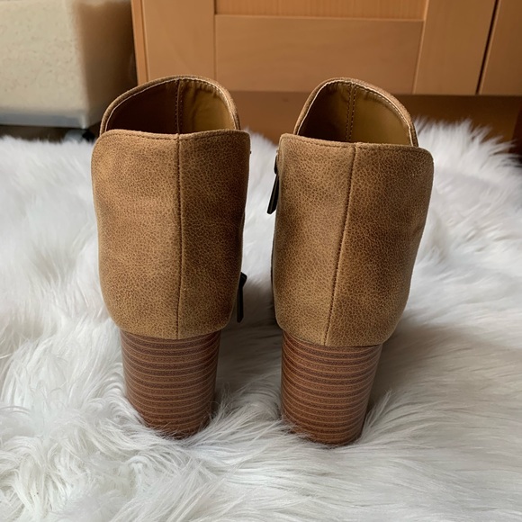 SALE LAST 🆕 Aubrey - Tan Ankle Booties - Picture 5 of 5